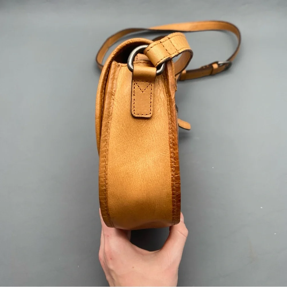 WildWest Los Angeles Embossed Leather Crossbody Bag Floral Gate Opened - Picture 7 of 12